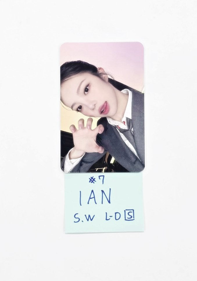 Hearts2Hearts "Focus" - Soundwave Lucky Draw Event Photocard (SMini Ver.) [25.11.10]