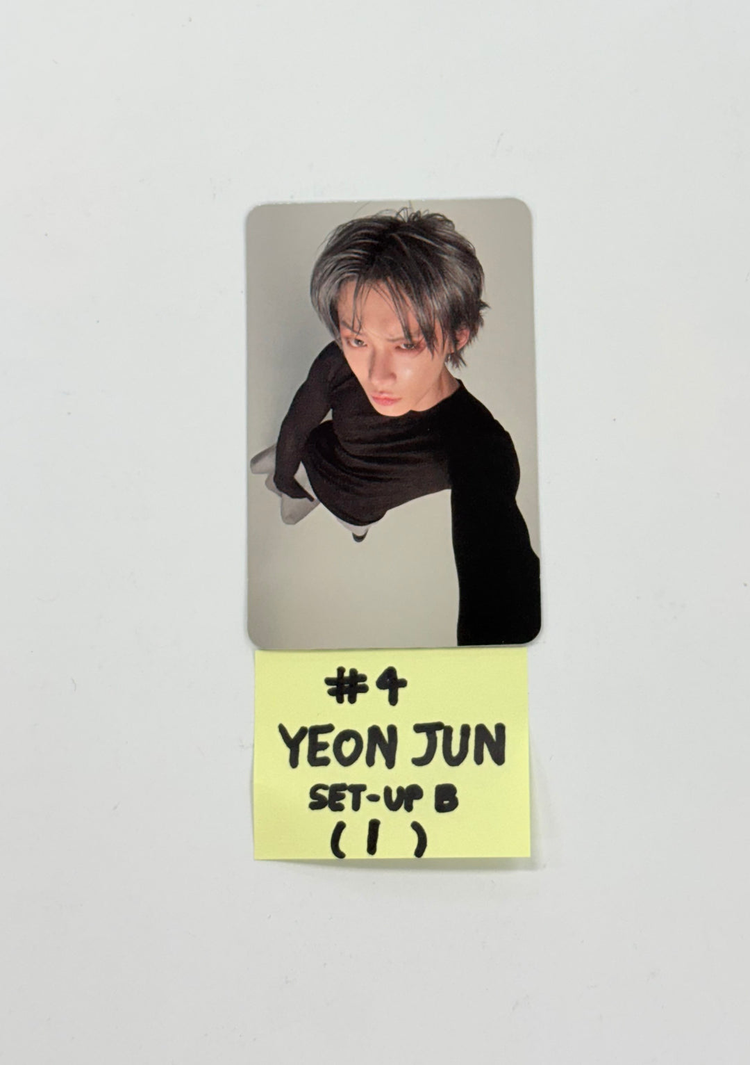 YEONJUN (of TXT) "No Labels : Part 01" - Official Photocard [25.11.10]