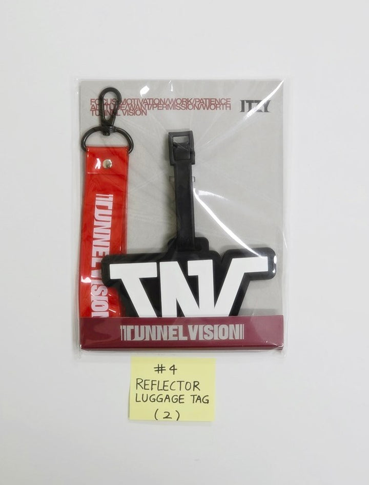 ITZY - "TUNNEL VISION" POP-UP Store MD [25.11.11]