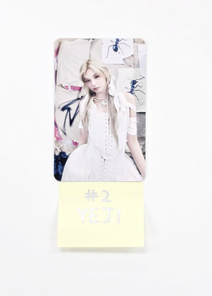 ITZY - "TUNNEL VISION" POP-UP Store Trading Photocard [25.11.11]