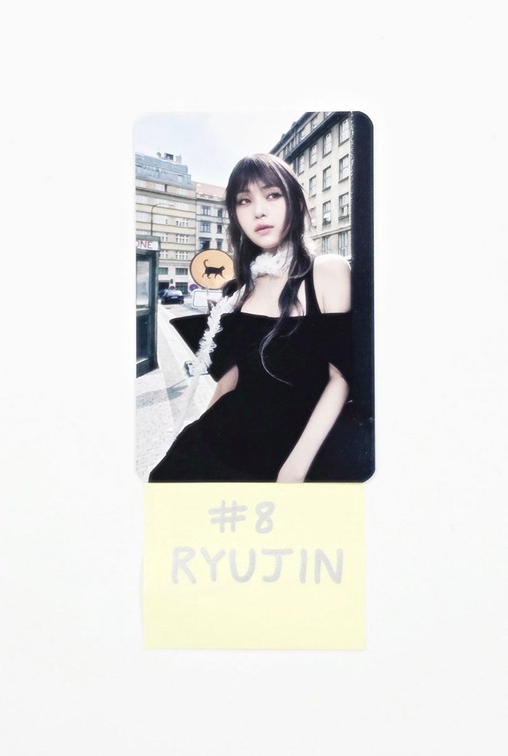 ITZY - "TUNNEL VISION" POP-UP Store Trading Photocard [25.11.11]