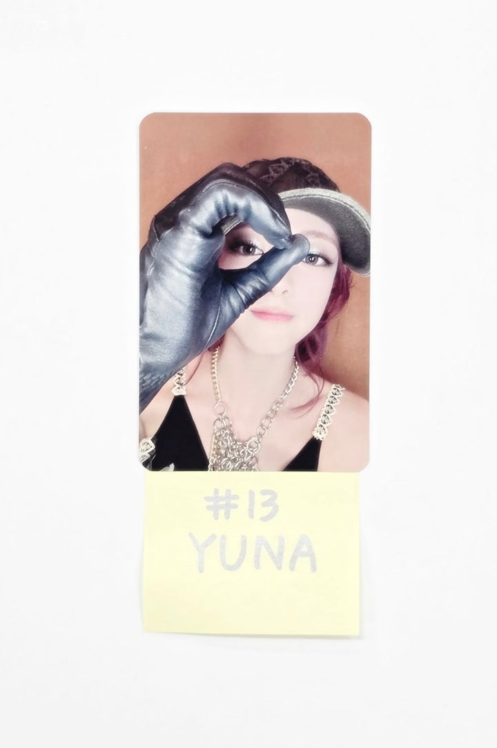 ITZY - "TUNNEL VISION" POP-UP Store Trading Photocard [25.11.11]