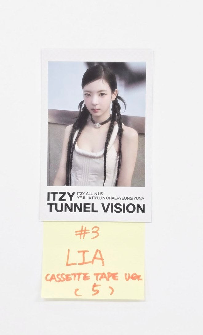 ITZY "TUNNEL VISION" - Official Photocard (Cassette Tape Ver.) [25.11.11]