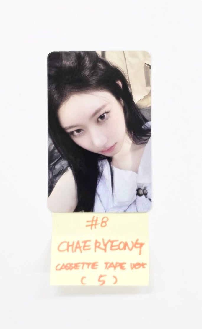 ITZY "TUNNEL VISION" - Official Photocard (Cassette Tape Ver.) [25.11.11]