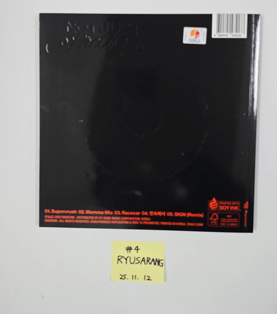 IZNA "Not Just Pretty" - Hand Autographed(Signed) Album [25.11.12]