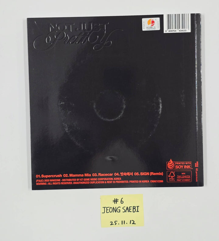 IZNA "Not Just Pretty" - Hand Autographed(Signed) Album [25.11.12]