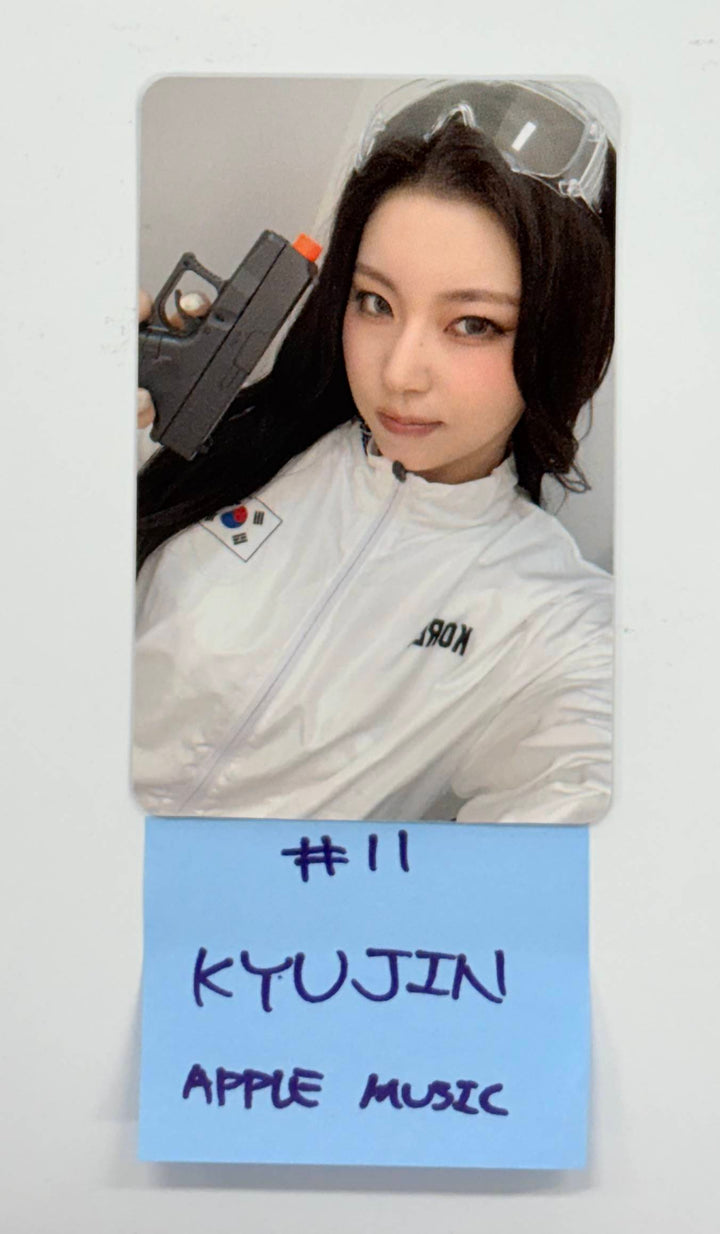 NMIXX "Blue Valentine" - Apple Music Fansign Event Photocard Round 3 [25.11.12]