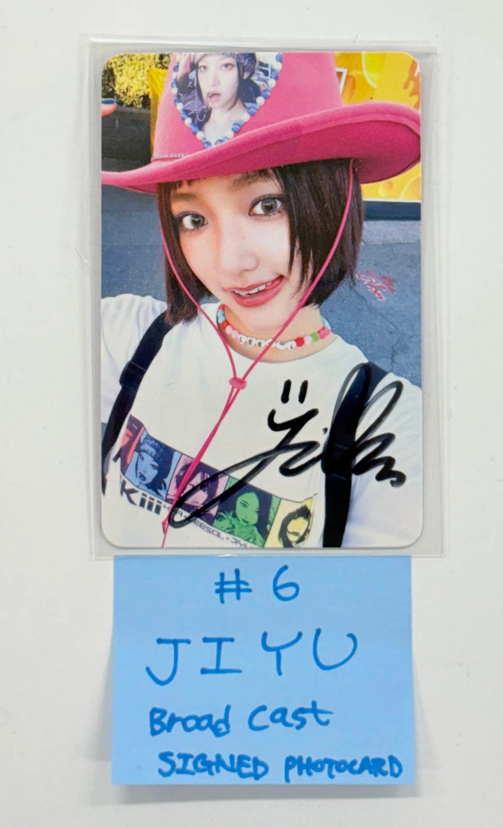 KiiiKiii "DANCING ALONE" -  Broadcast Photocard [25.11.12]