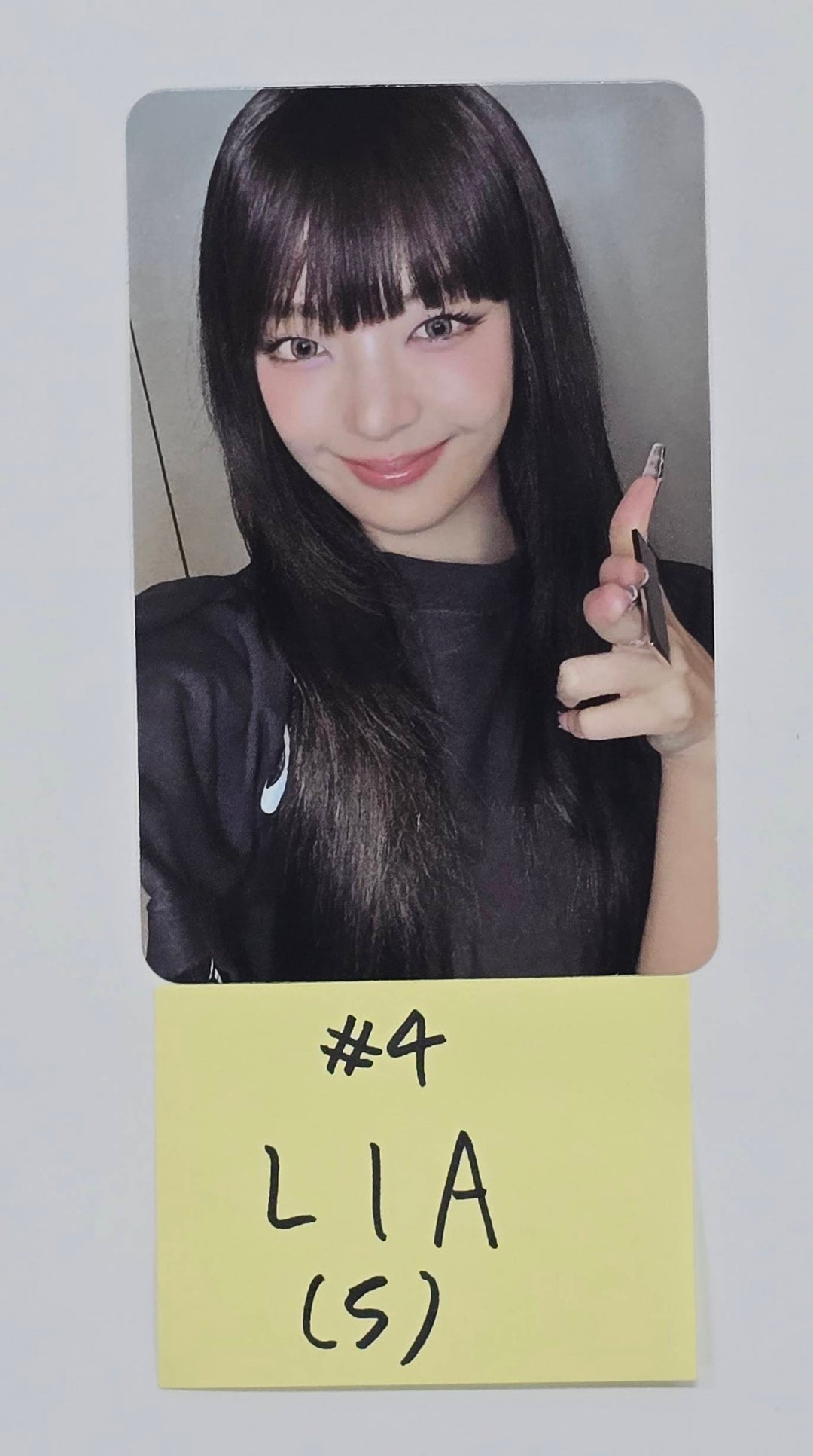 ITZY "TUNNEL VISION" - Official Photocard [25.11.12]