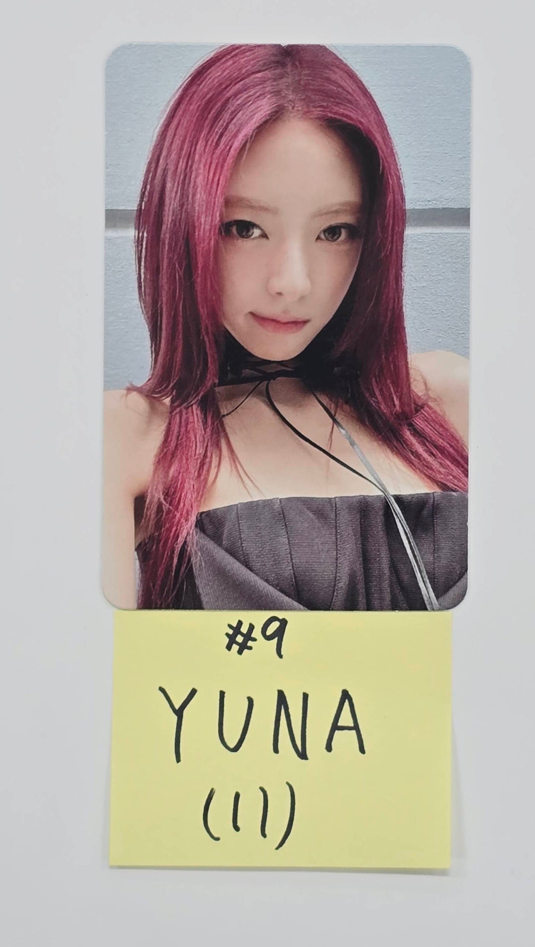 ITZY "TUNNEL VISION" - Official Photocard [25.11.12]