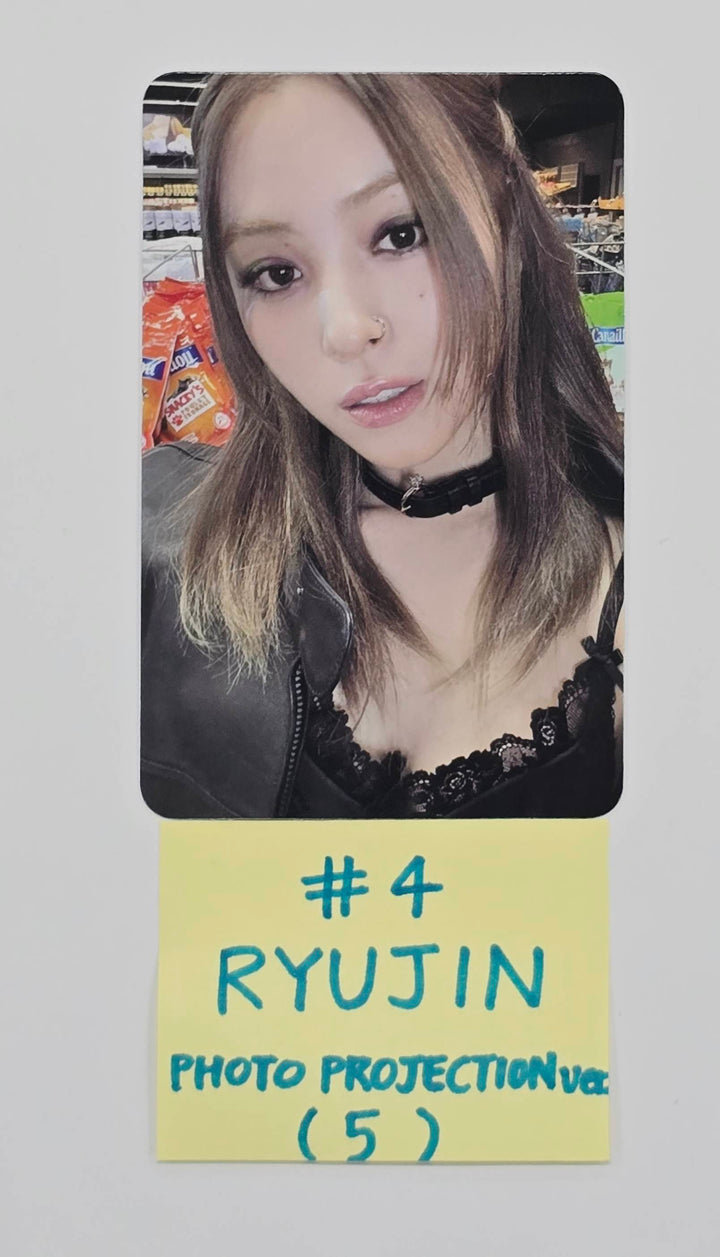 ITZY "TUNNEL VISION" - Official Photocard (Photo Projection Ver.) [25.11.12]