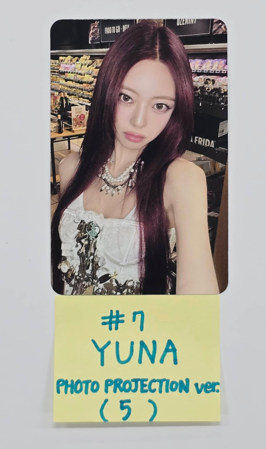 ITZY "TUNNEL VISION" - Official Photocard (Photo Projection Ver.) [25.11.12]