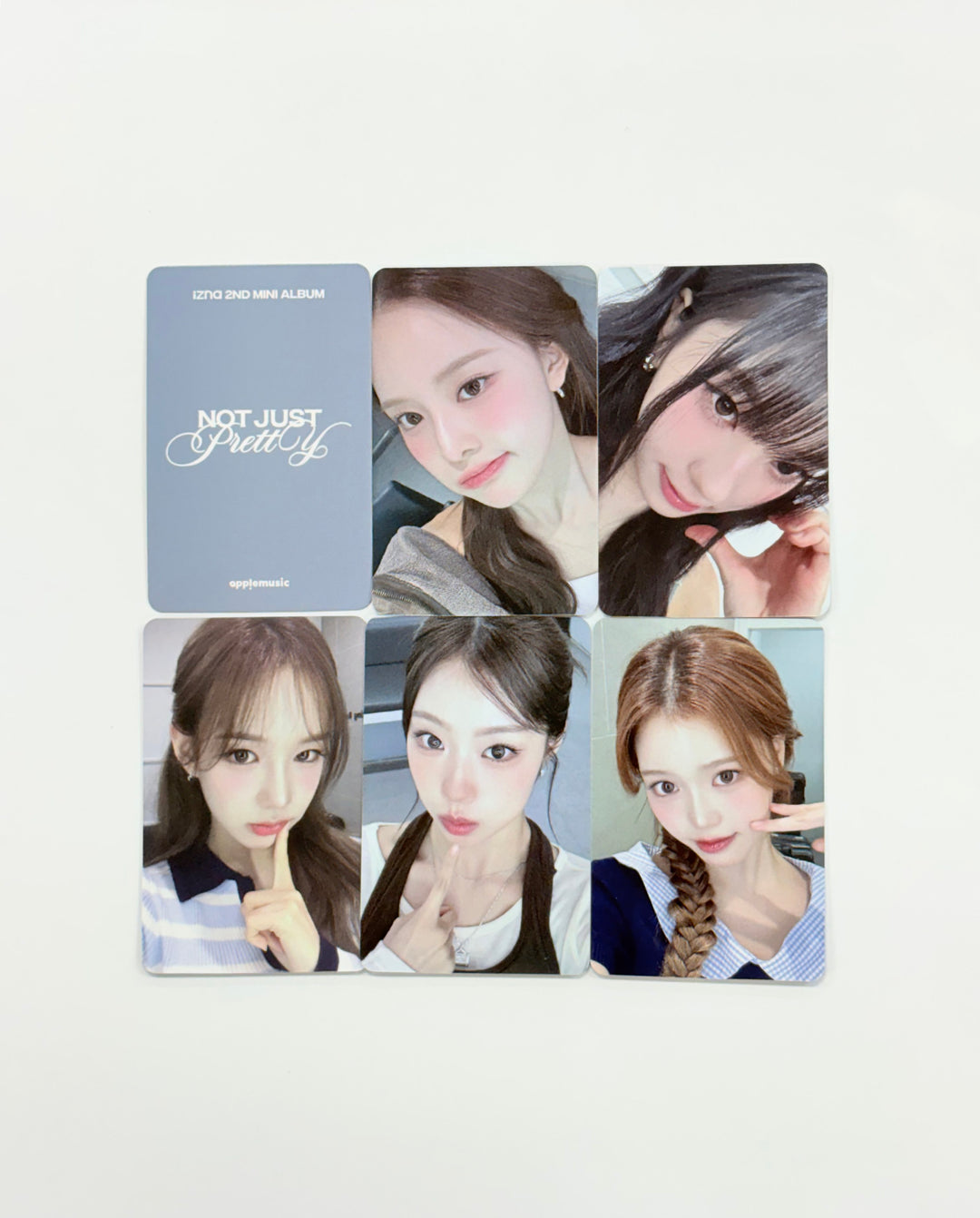 IZNA "Not Just Pretty" - Apple Music Fansign Event Photocard (posterbook ver.)(Supercrush ver.) [25.11.13]