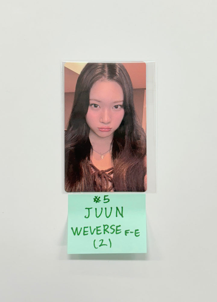 Hearts2Hearts "Focus" - Weverse Shop Fansign Event Photocard [25.11.13]