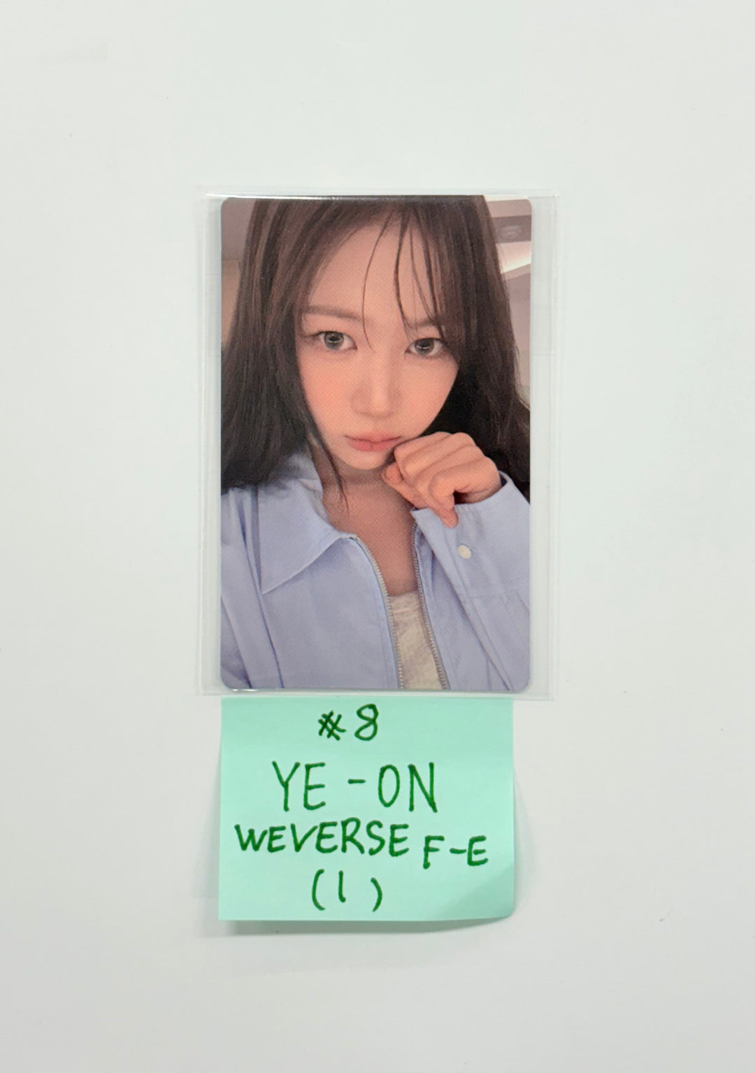 Hearts2Hearts "Focus" - Weverse Shop Fansign Event Photocard [25.11.13]