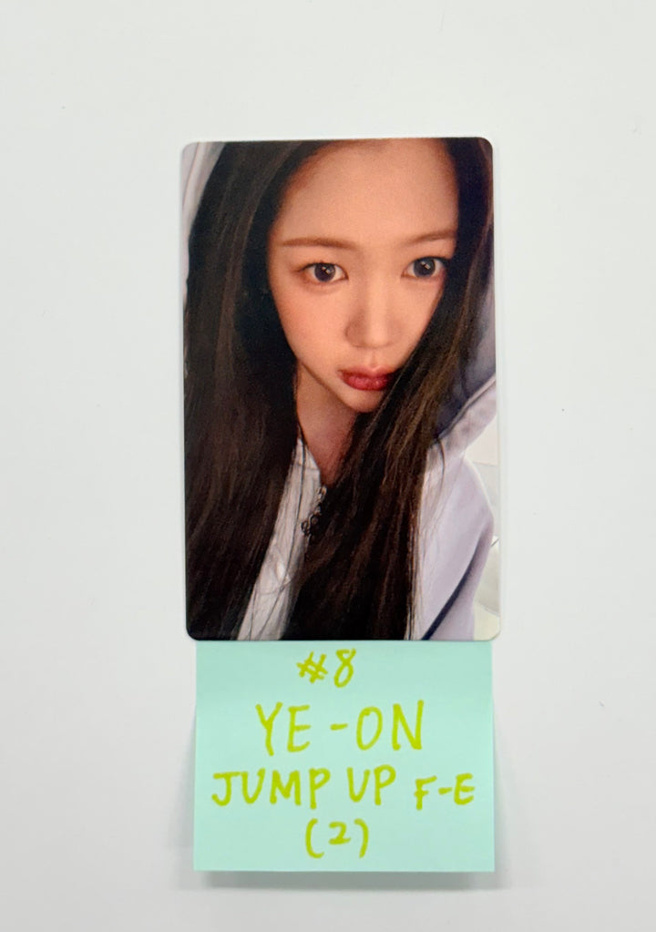 Hearts2Hearts "Focus" - Jump Up Fansign Event Photocard [25.11.13]