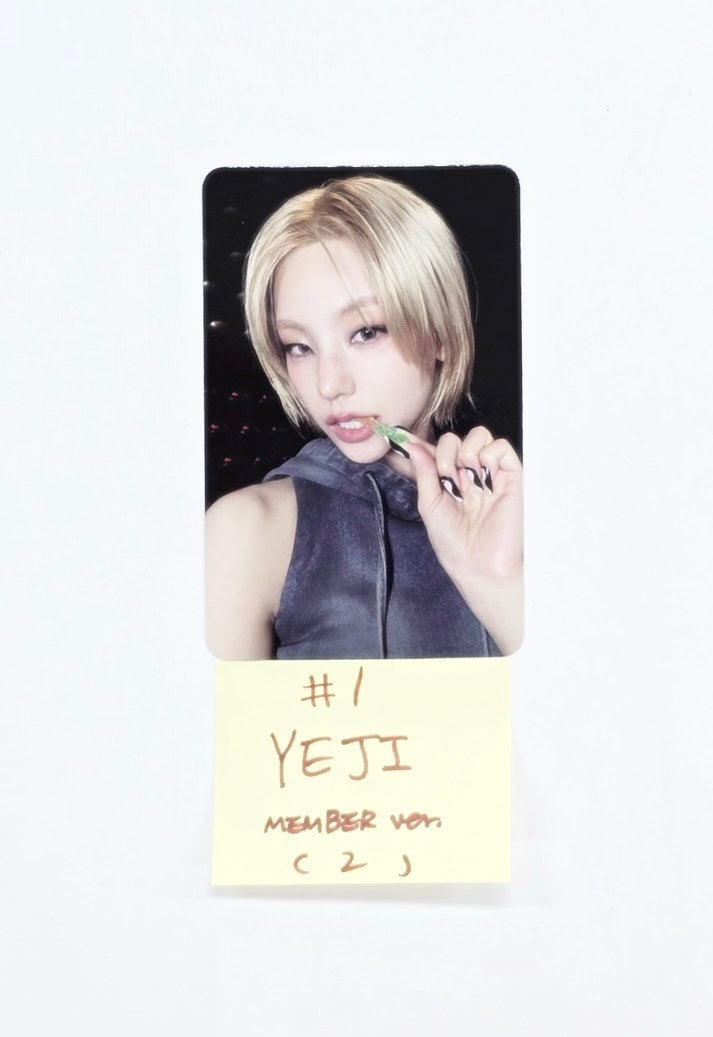 ITZY "TUNNEL VISION" - Official Photocard (Member Ver.) [25.11.13]