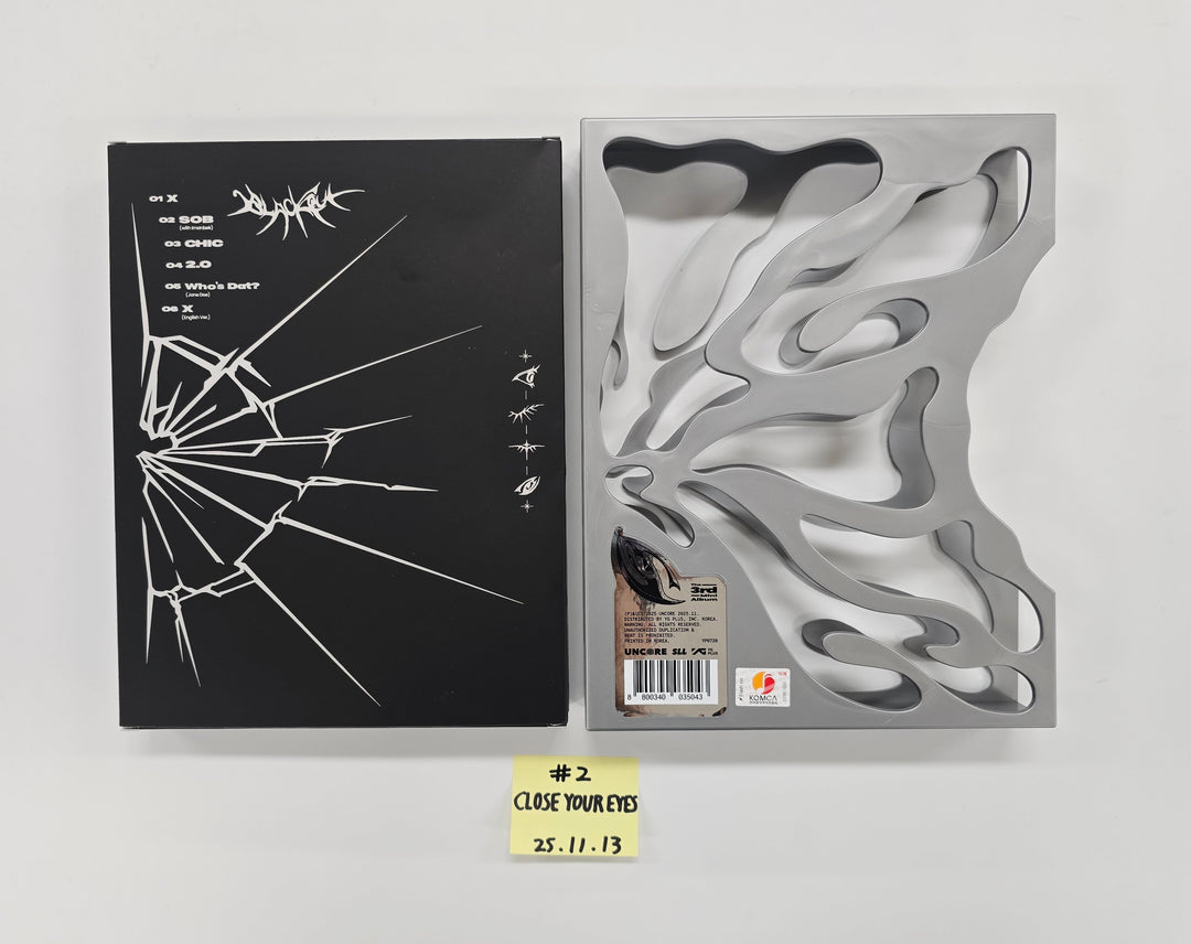 CLOSE YOUR EYES "Blackout" - Hand Autographed(Signed) Promo Album [25.11.13]