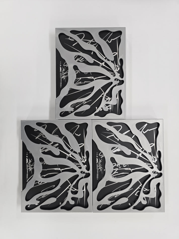 CLOSE YOUR EYES "Blackout" - Hand Autographed(Signed) Promo Album [25.11.13]