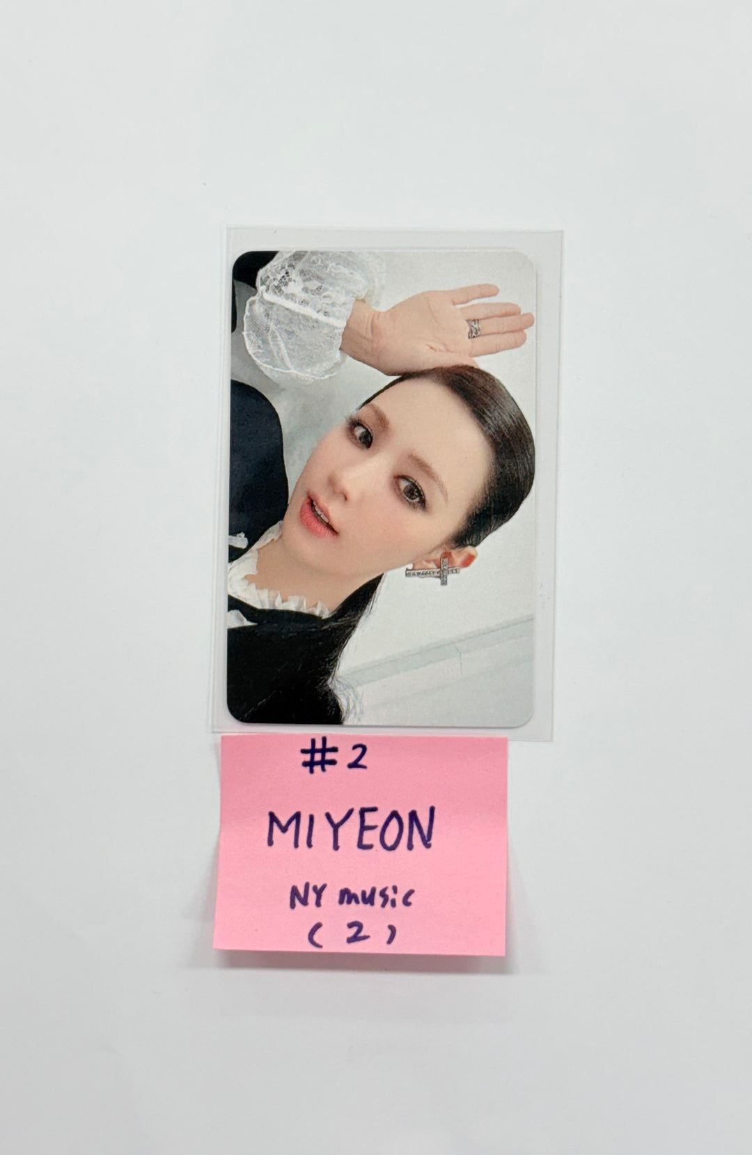MIYEON (of I-dle) "MY, Lover" - NY Music Pre-Order Benefit Photocard [25.11.17]