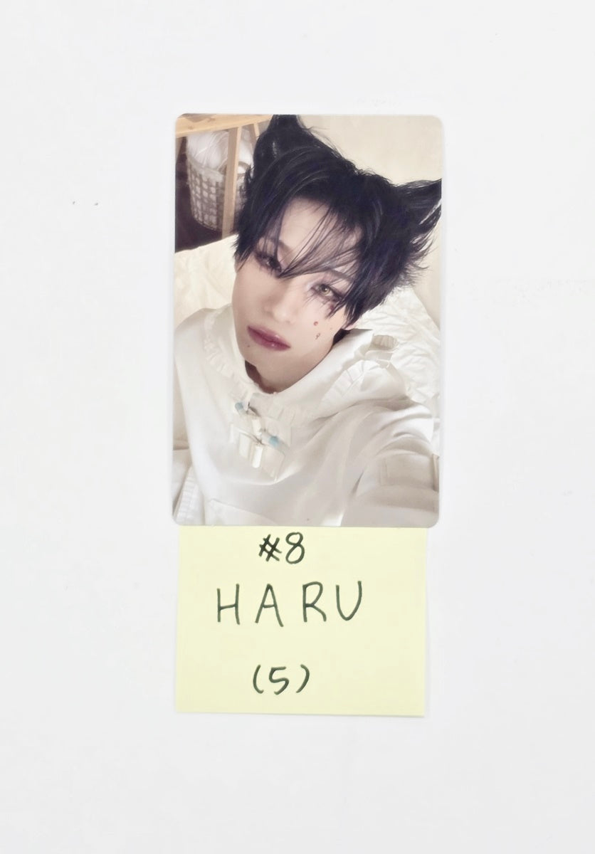 XLOV "UXLXVE" - Official Photocard [25.11.17]