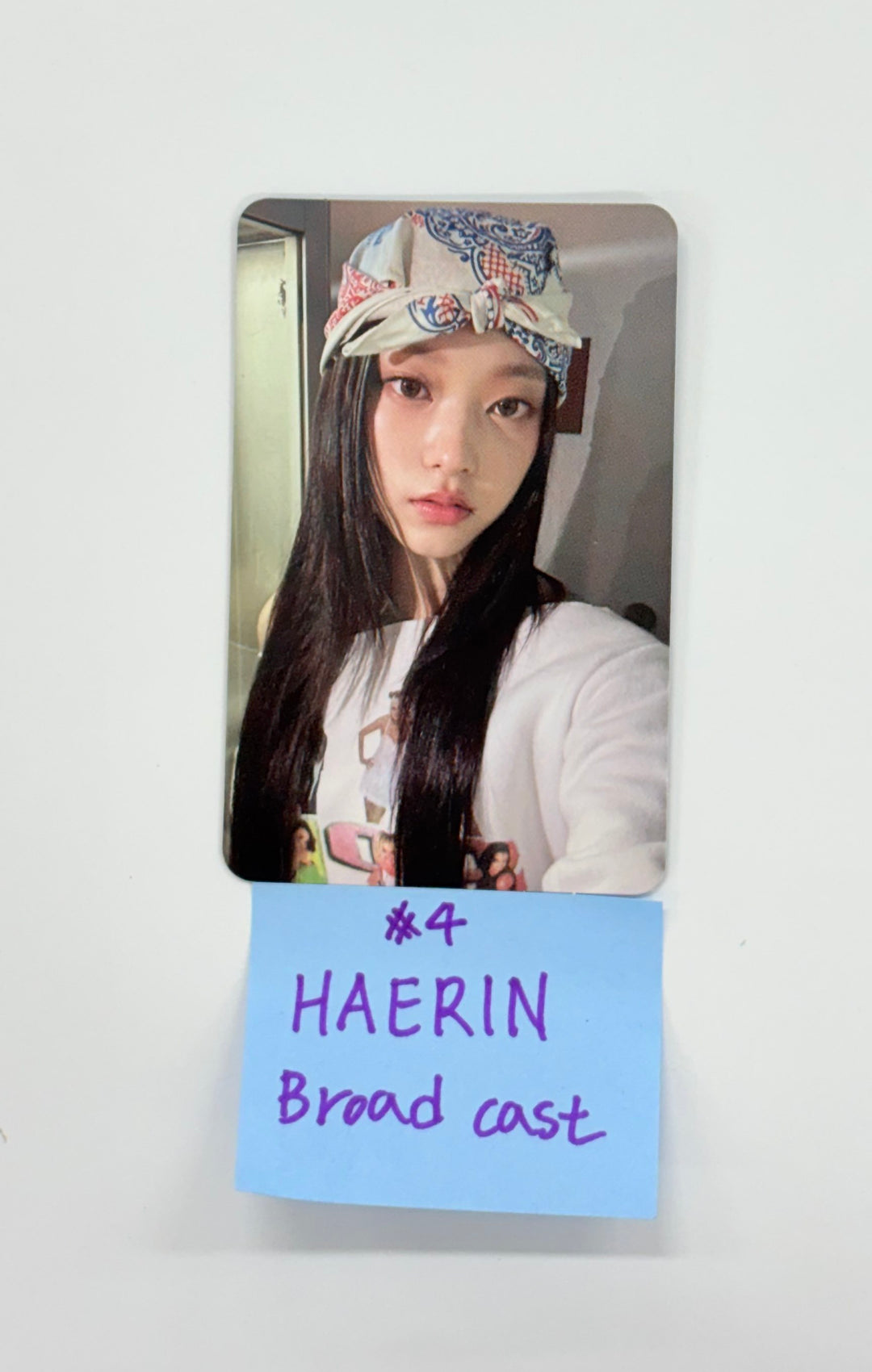 Newjeans "Supernatural" - Broadcast Photocard [25.11.18]