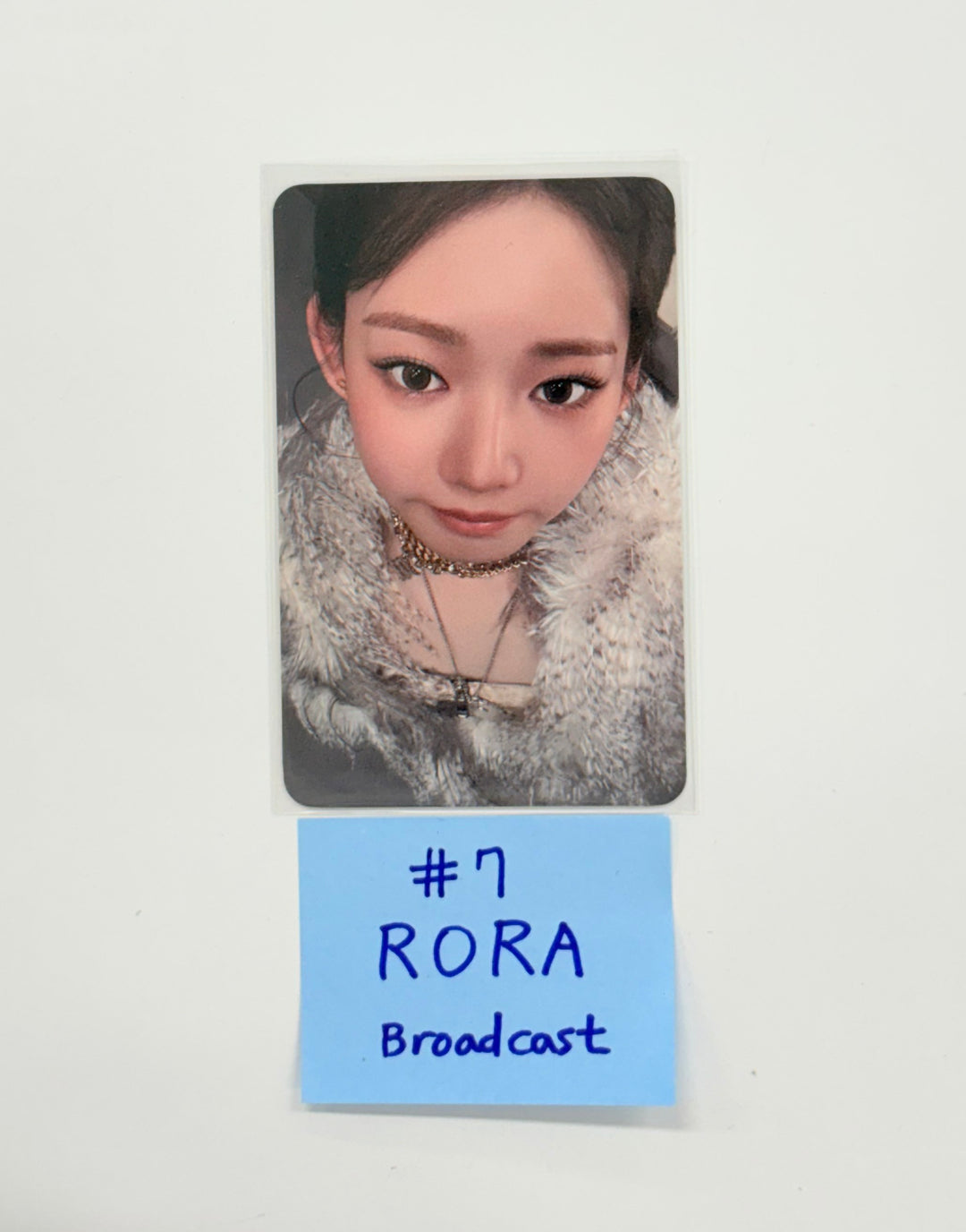 BABYMONSTER "WE GO UP" - Broadcast Photocard [25.11.18]