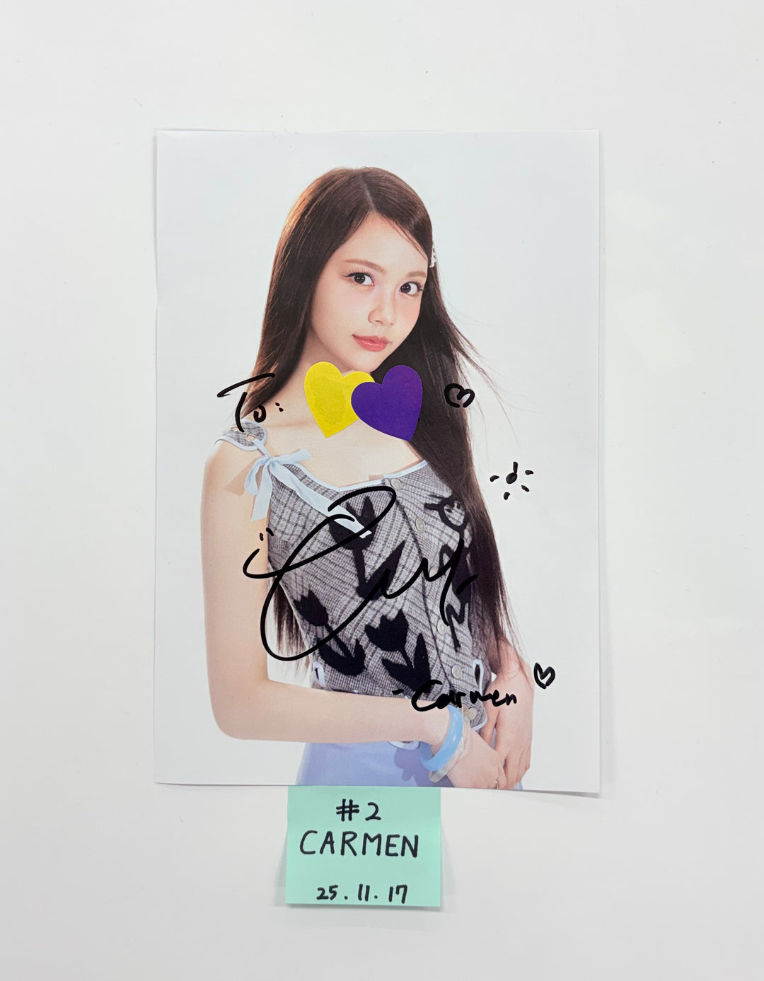 Hearts2Hearts "FOCUS" - A Cut Page From Fansign Event Album [25.11.19]