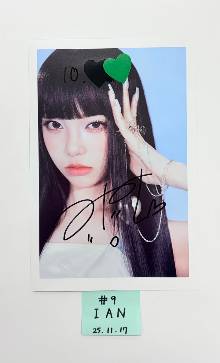 Hearts2Hearts "FOCUS" - A Cut Page From Fansign Event Album [25.11.19]