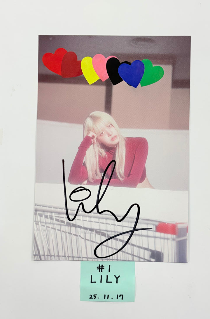 NMIXX "Blue Valentine" - A Cut Page From Fansign Event Album [25.11.19]