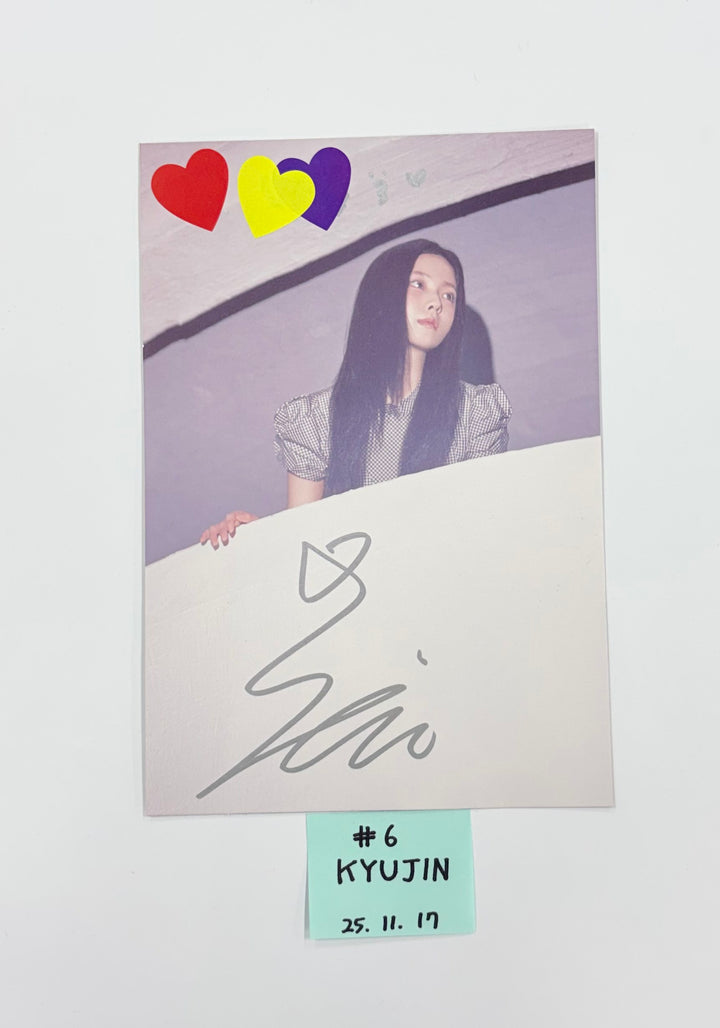 NMIXX "Blue Valentine" - A Cut Page From Fansign Event Album [25.11.19]