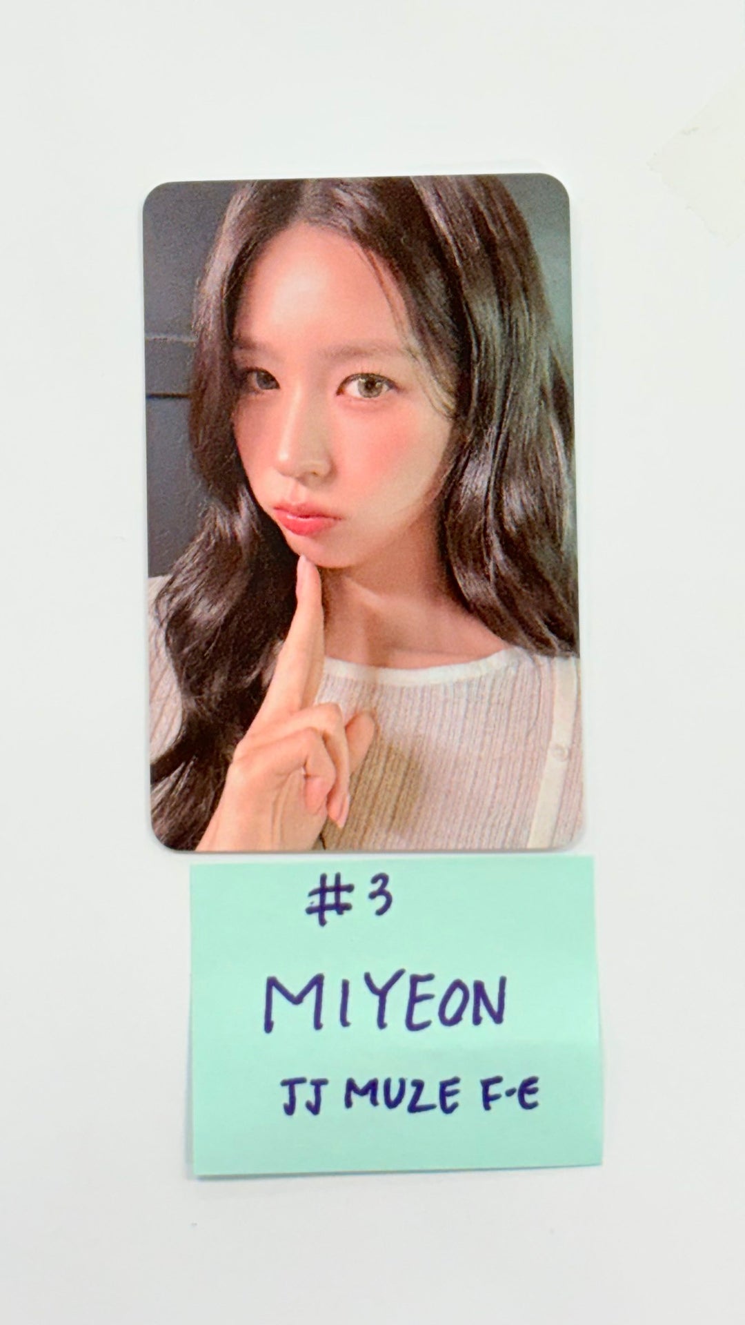 MIYEON (of I-dle) "MY, Lover" - JJ Muze Fansign Event Photocard [25.11.19]