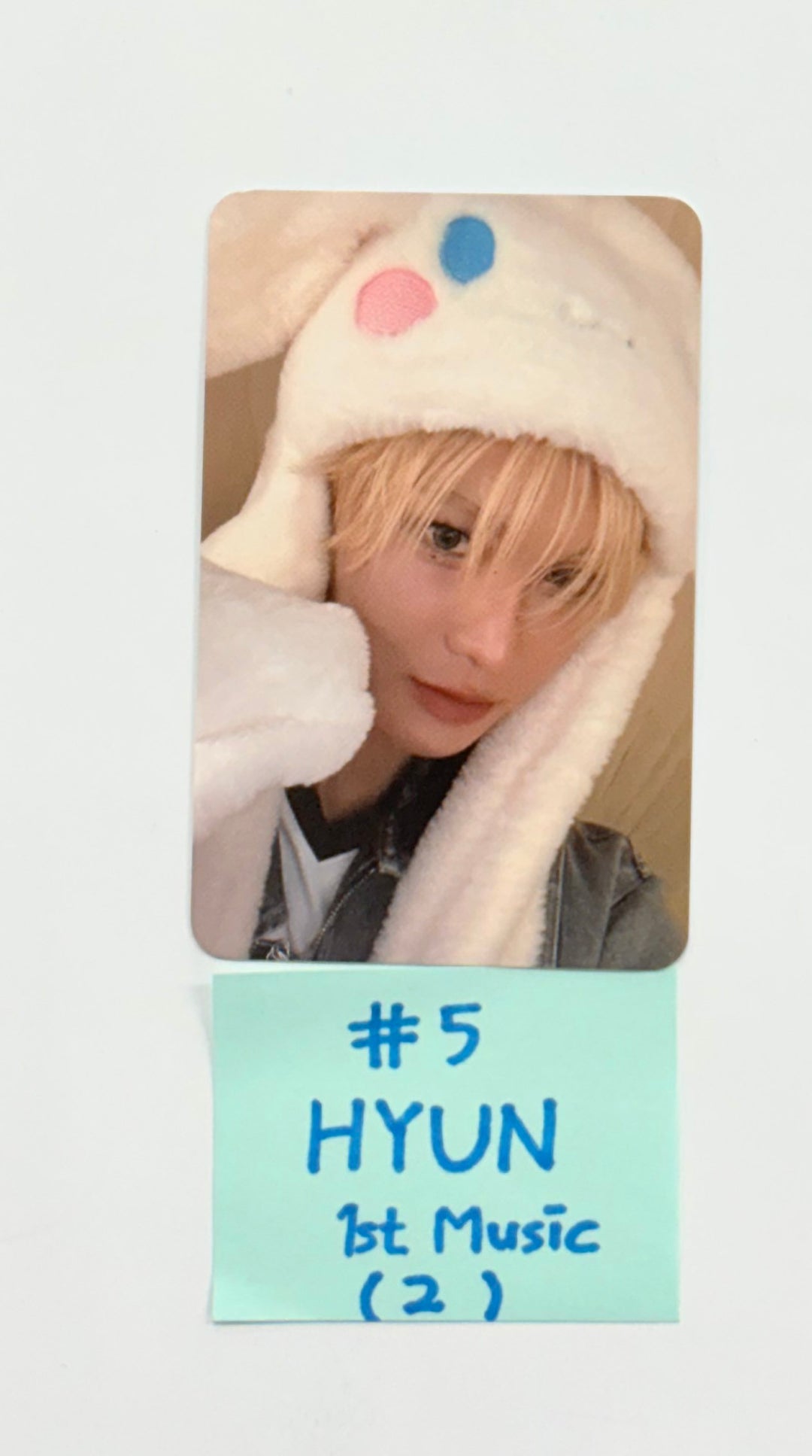 XLOV "UXLXVE" - 1st Music Fansign Event Photocard [25.11.19]