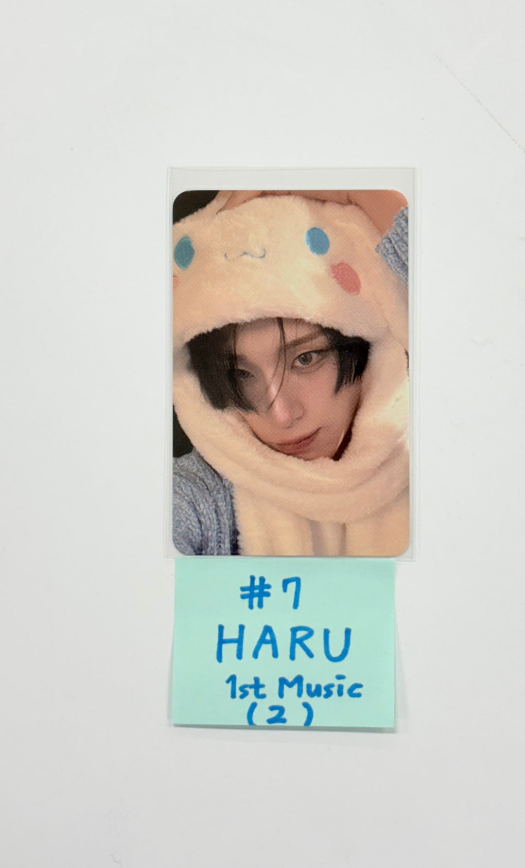 XLOV "UXLXVE" - 1st Music Fansign Event Photocard [25.11.19]