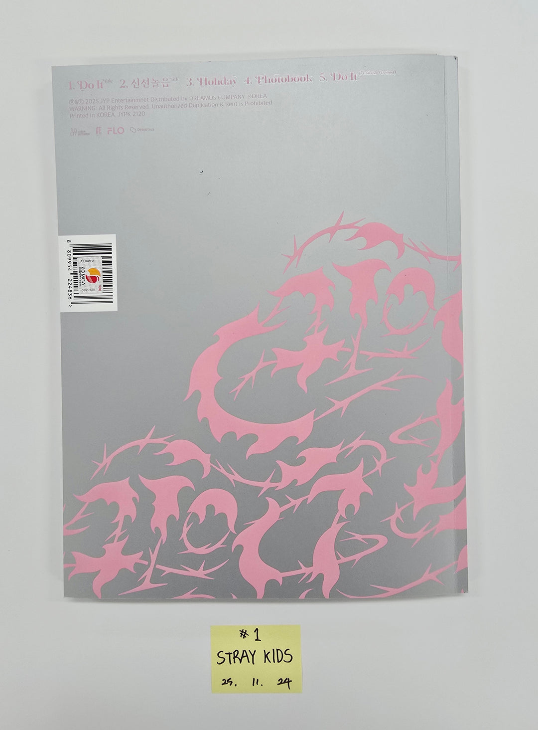 Stray Kids "SKZ IT TAPE 'DO IT'", CLOSE YOUR EYES "Blackout", ALLDAY PROJECT "FAMOUS", Baby DONT Cry "I DONT CARE", NCT DREAM "Beat It Up" - Hand Autographed(Signed) Promo Album [25.11.24]