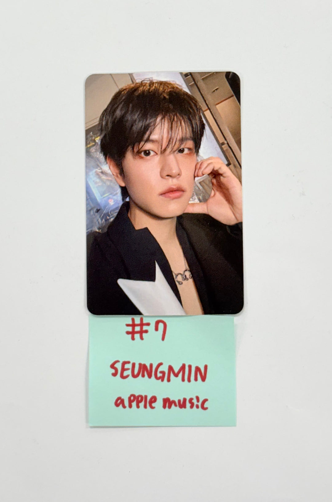 STRAY-KIDS "SKZ IT TAPE ‘DO IT’" - Apple Music Pre-Order Benefit Photocard [25.11.24]