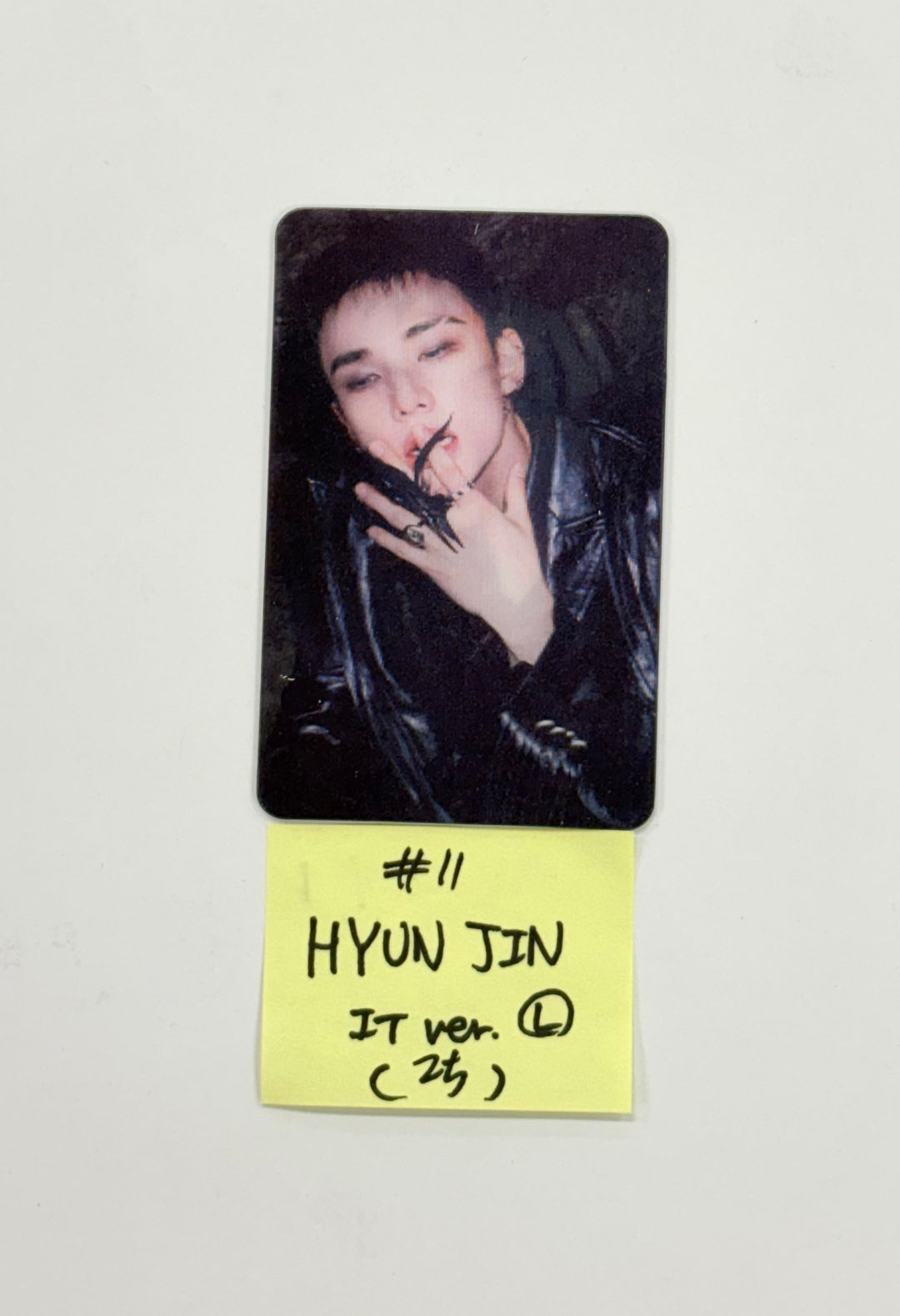 STRAY-KIDS "SKZ IT TAPE ‘DO IT’" - Official Photocard (IT Ver.) [25.11.24]