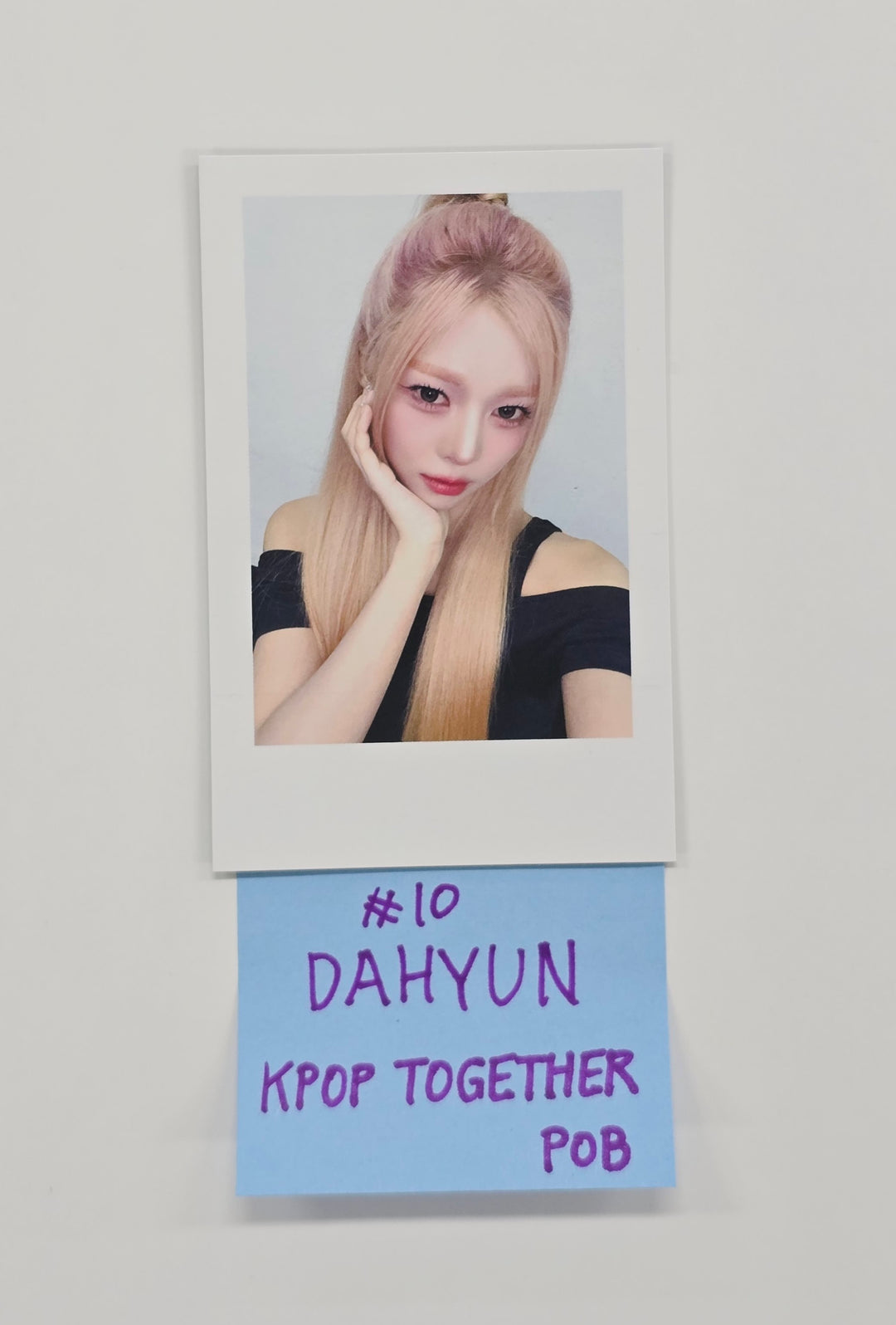 TripleS MSNZ "Beyond Beauty" - Kpop Together Pre-Order Benefit Photocard (Objekt Music Album) [25.11.26]