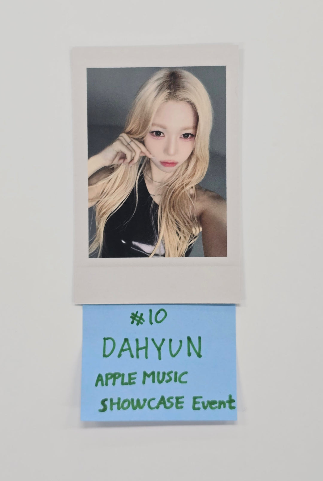 TripleS MSNZ "Beyond Beauty" - Apple Music Showcase Event Photocard (Objekt Music Album) [25.11.26]
