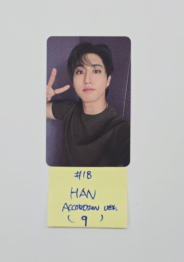 STRAY KIDS "SKZ IT TAPE ‘DO IT’" - Official Photocard (ACCORDION ver.)  [25.11.26]