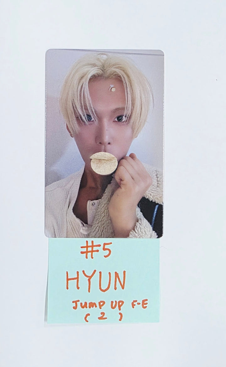 XLOV "UXLXVE" - Jump UP Fansign Event Photocard [25.11.27]