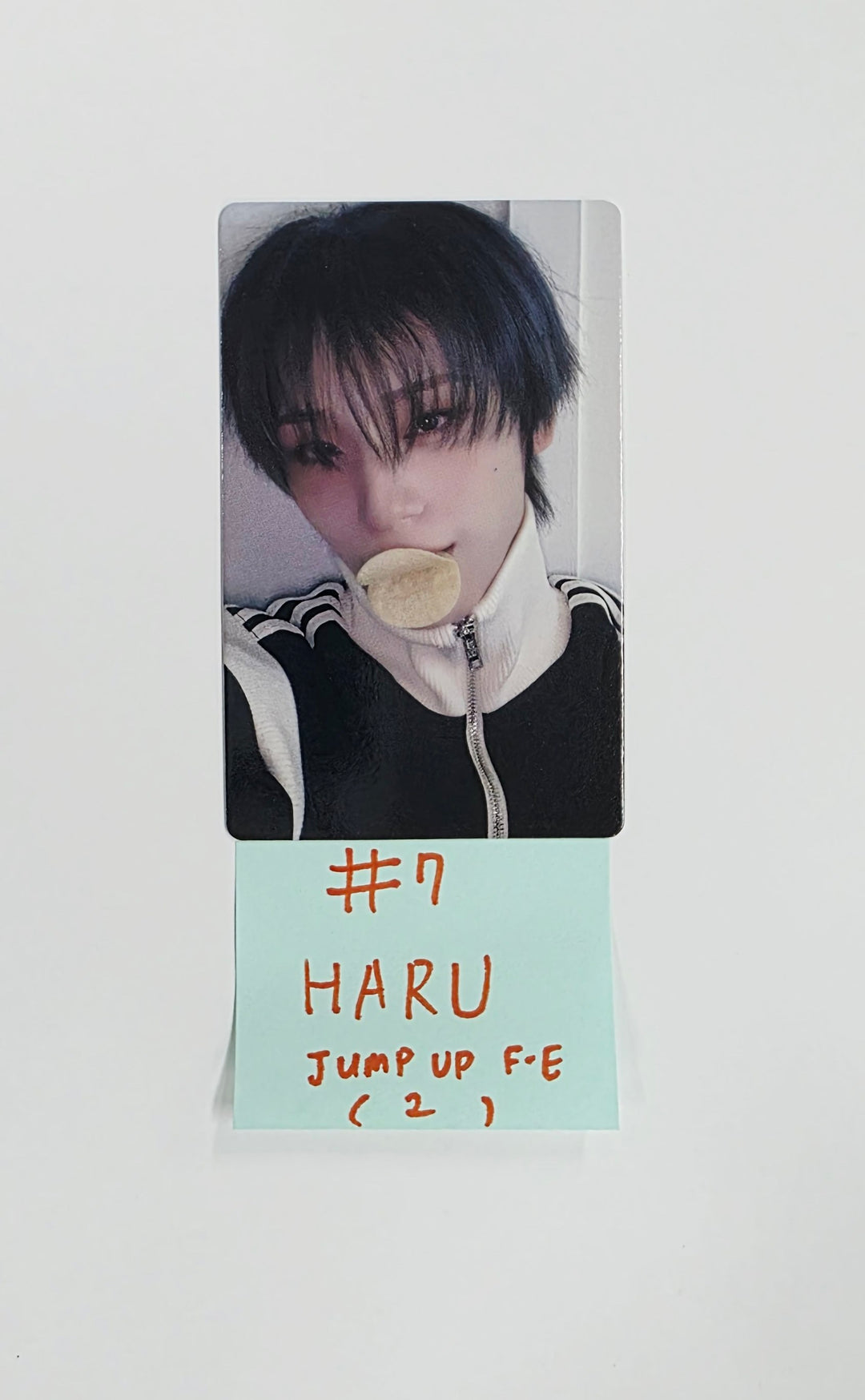 XLOV "UXLXVE" - Jump UP Fansign Event Photocard [25.11.27]