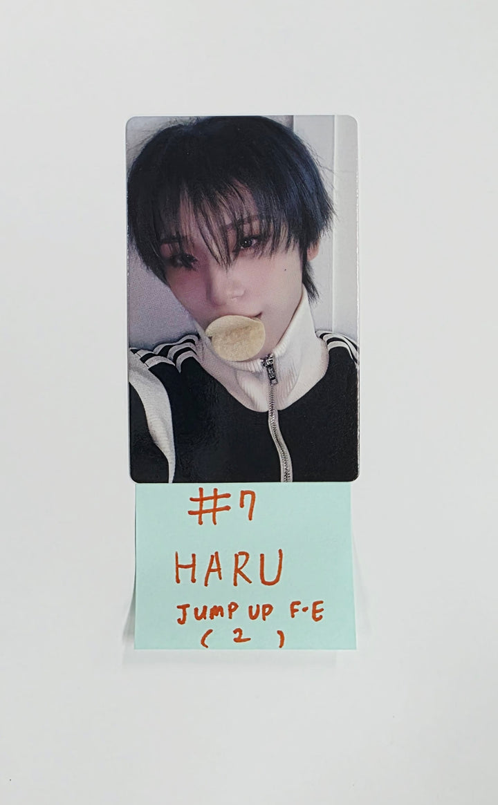 XLOV "UXLXVE" - Jump UP Fansign Event Photocard [25.11.27]