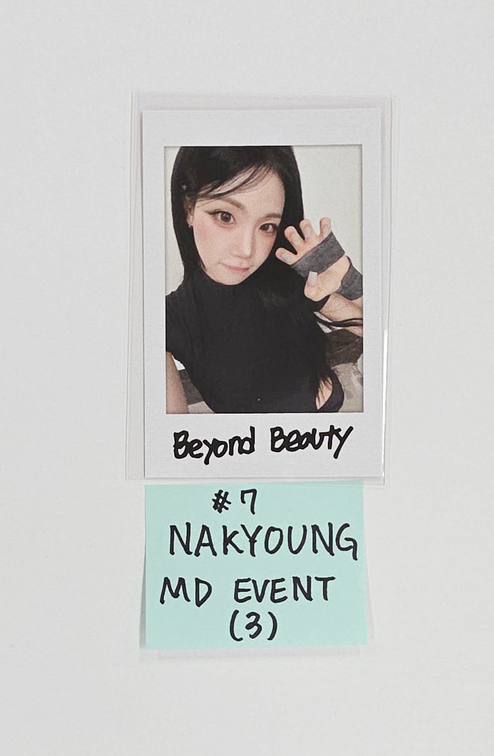 Triples_msnz "Beyond Beauty" - Everlin POP-UP Store MD Event Polaroid type Photocard [25.11.27]