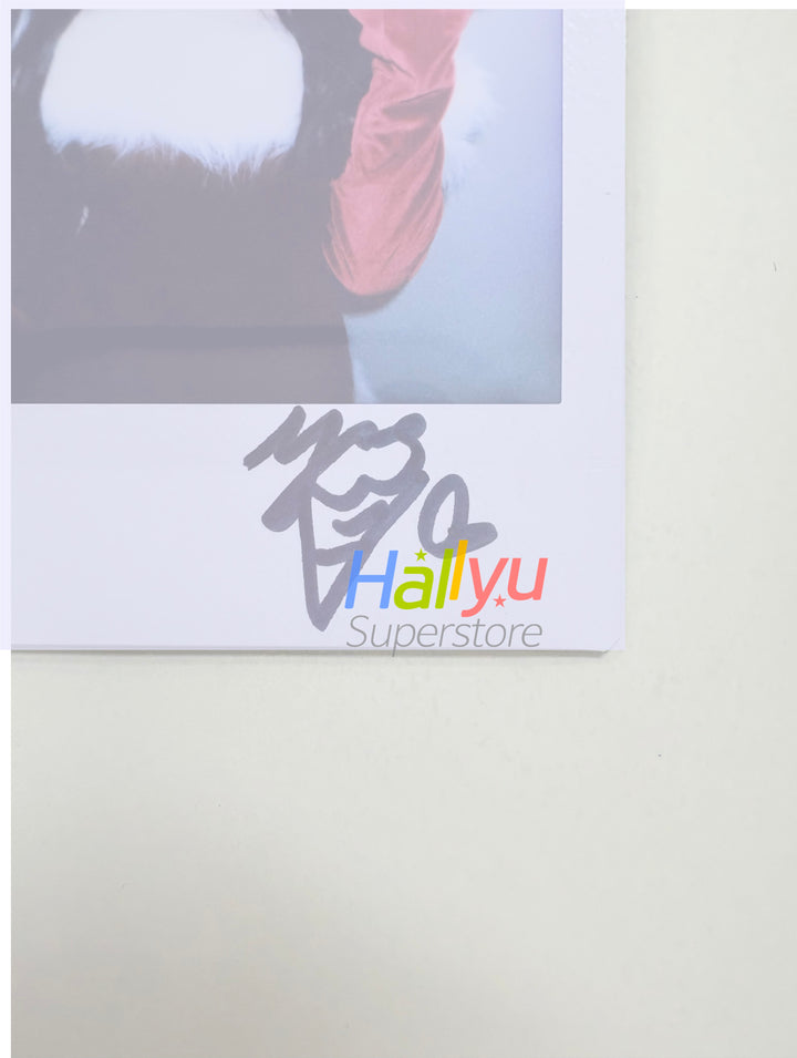 YOOYEON (of Triples_msnz) "Beyond Beauty" - Hand Autograhped(Signed) Polaroid [25.11.27]