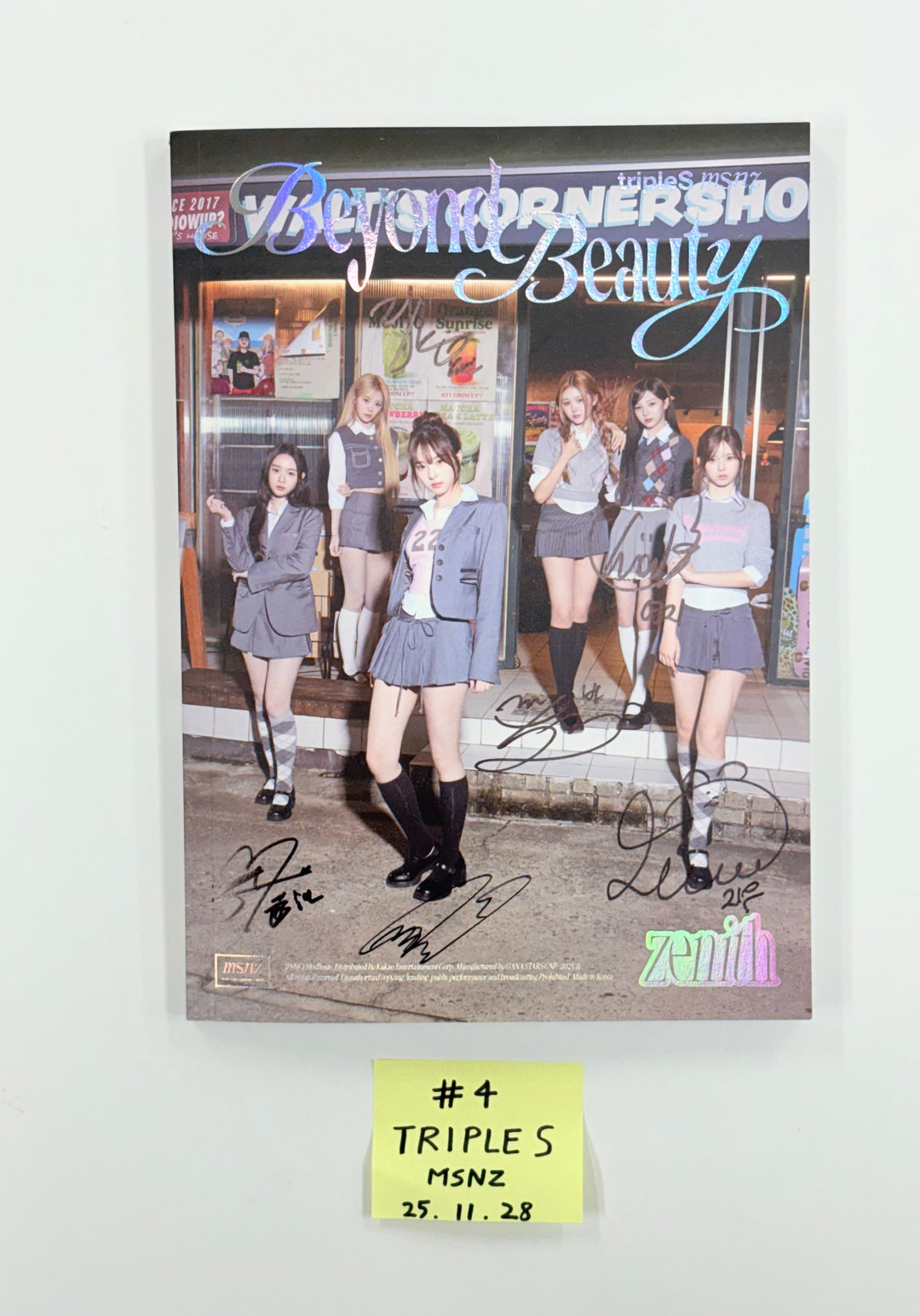 TripleS_msnz "Beyond Beauty", RESCENE "lip bomb" - Hand Autographed(Signed) Promo Album [25.11.28]
