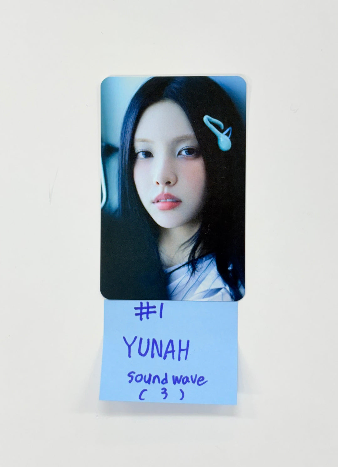ILLIT "NOT CUTE ANYMORE" - Soundwave Pre-Order Benefit Photocard [25.12.02]