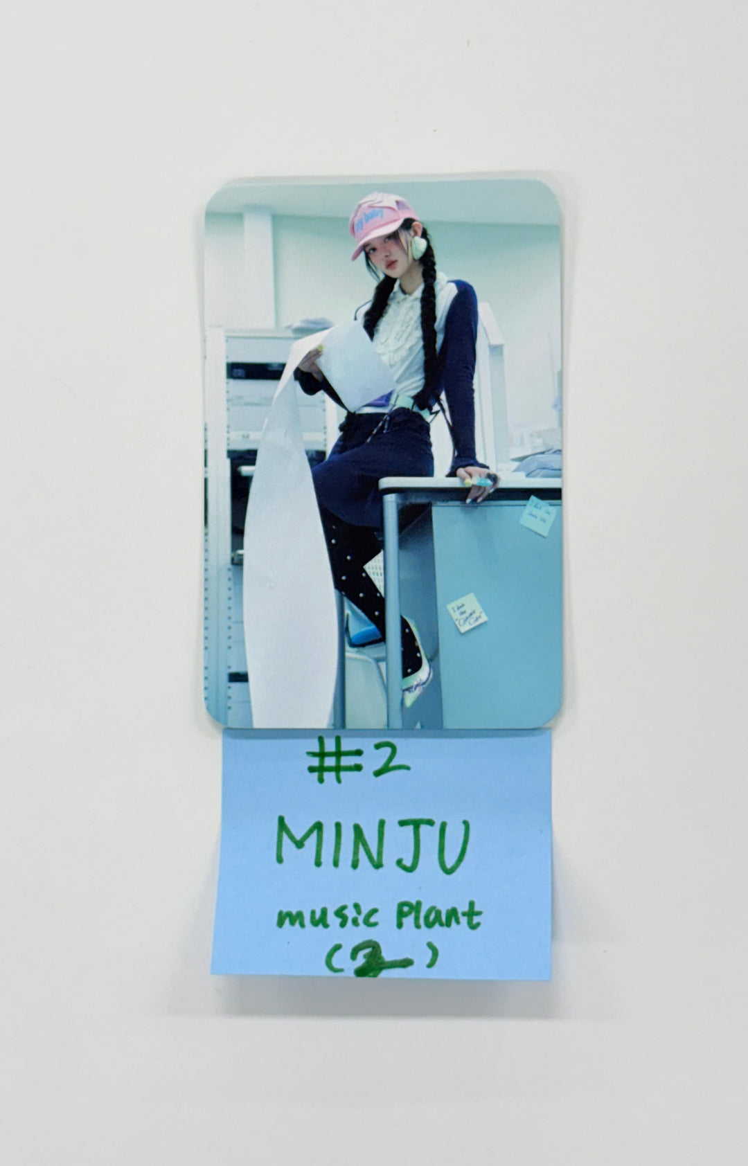 ILLIT "NOT CUTE ANYMORE" - Music Plant Pre-Order Benefit Photocard [25.12.02]