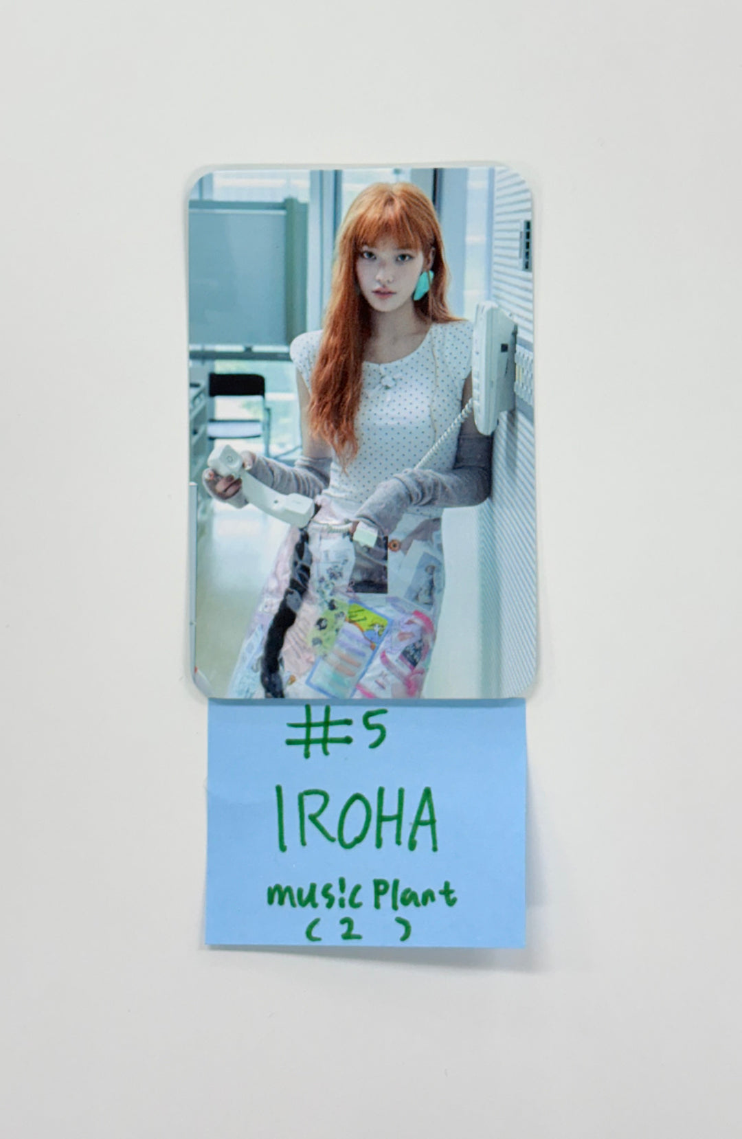 ILLIT "NOT CUTE ANYMORE" - Music Plant Pre-Order Benefit Photocard [25.12.02]