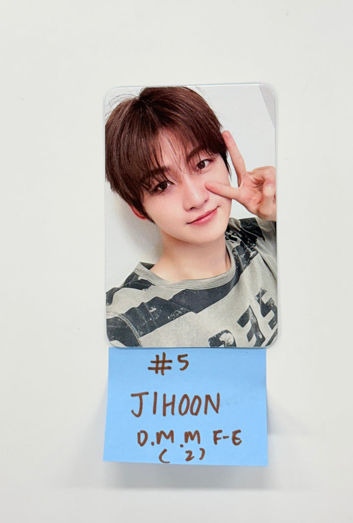 TWS "Play Hard" - Dear My Muse Fansign Event Photocard [25.12.02]